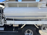 日野デュトロタンク車（タンクローリー）小型（2t・3t）[写真18]