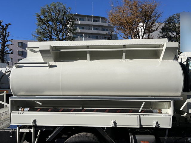 日野デュトロタンク車（タンクローリー）小型（2t・3t）[写真08]