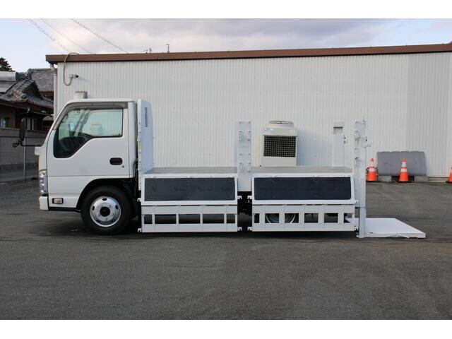 いすゞエルフ平ボディ小型（2t・3t）[写真14]