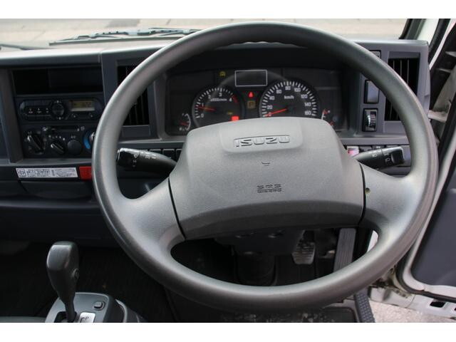 いすゞエルフ平ボディ小型（2t・3t）[写真27]