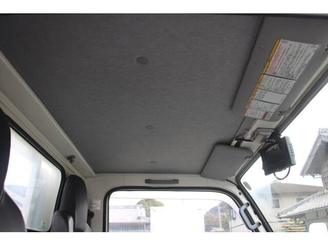 いすゞエルフ平ボディ小型（2t・3t）[写真33]