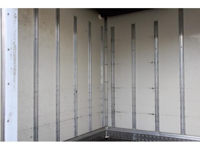 日野デュトロ冷凍車（冷蔵車）小型（2t・3t）[写真14]