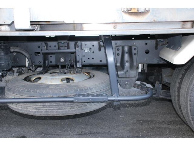 日野デュトロ冷凍車（冷蔵車）小型（2t・3t）[写真22]