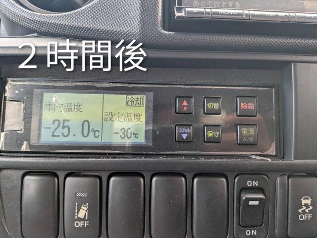 日野デュトロ冷凍車（冷蔵車）小型（2t・3t）[写真40]