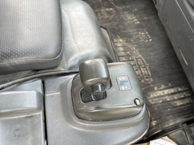 いすゞエルフ散水車小型（2t・3t）[写真10]