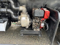 いすゞエルフ散水車小型（2t・3t）[写真12]