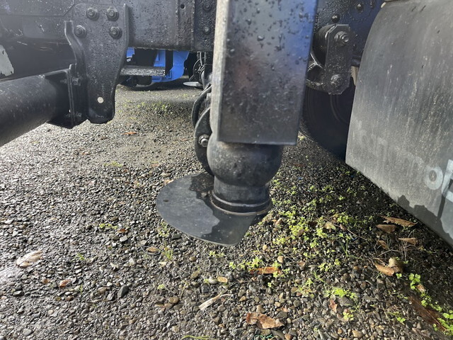 いすゞエルフ散水車小型（2t・3t）[写真18]