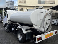 いすゞエルフ散水車小型（2t・3t）[写真02]