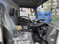 いすゞエルフ散水車小型（2t・3t）[写真10]