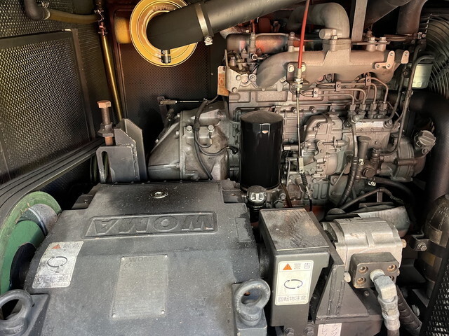 いすゞエルフ高圧洗浄車小型（2t・3t）[写真11]