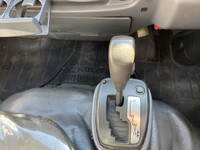 いすゞエルフ高圧洗浄車小型（2t・3t）[写真23]