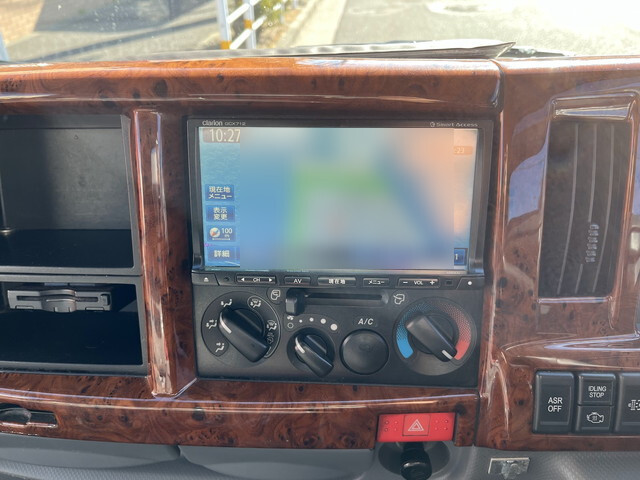 いすゞエルフ高圧洗浄車小型（2t・3t）[写真23]