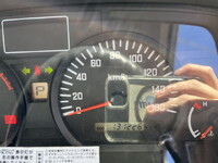 いすゞエルフ高圧洗浄車小型（2t・3t）[写真28]