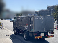 いすゞエルフ高圧洗浄車小型（2t・3t）[写真02]