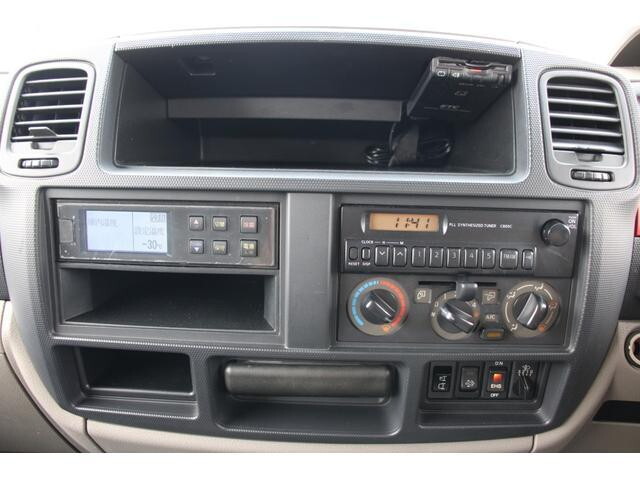 日産アトラス冷凍車（冷蔵車）小型（2t・3t）[写真30]