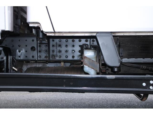 三菱ふそうキャンターダブルキャブ（Wキャブ）小型（2t・3t）[写真14]