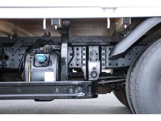 三菱ふそうキャンターダブルキャブ（Wキャブ）小型（2t・3t）[写真19]