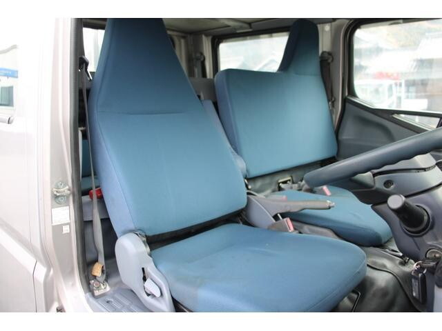 三菱ふそうキャンターダブルキャブ（Wキャブ）小型（2t・3t）[写真26]