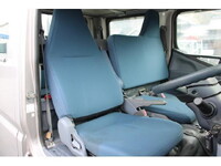 三菱ふそうキャンターダブルキャブ（Wキャブ）小型（2t・3t）[写真27]