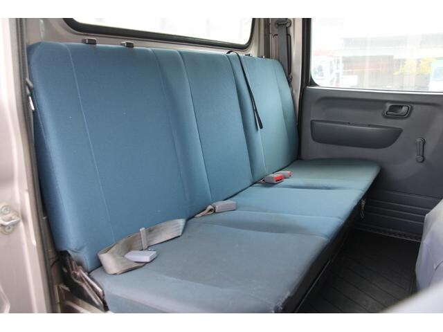 三菱ふそうキャンターダブルキャブ（Wキャブ）小型（2t・3t）[写真33]