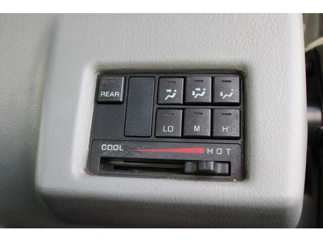 三菱ふそうキャンターダブルキャブ（Wキャブ）小型（2t・3t）[写真34]