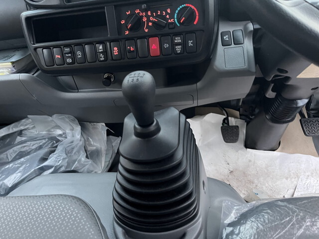 日野デュトロバキュームカー小型（2t・3t）[写真16]