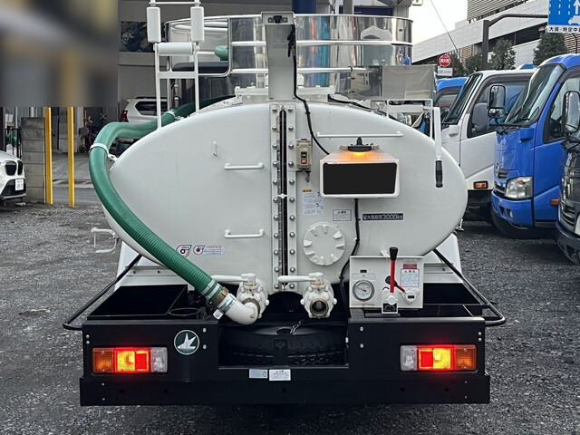 日野デュトロバキュームカー小型（2t・3t）[写真05]