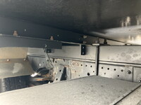 いすゞエルフ冷凍車（冷蔵車）小型（2t・3t）[写真23]