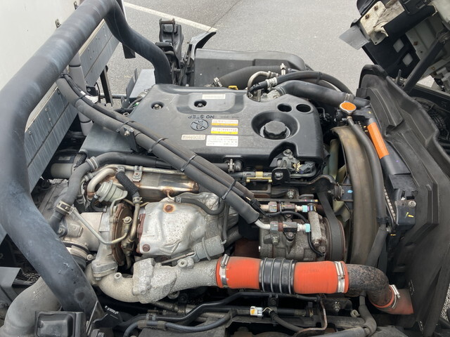 いすゞエルフ冷凍車（冷蔵車）小型（2t・3t）[写真26]