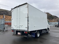 いすゞエルフ冷凍車（冷蔵車）小型（2t・3t）[写真02]