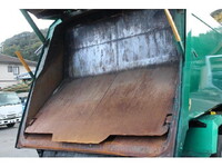 UDトラックスコンドルパッカー車（塵芥車）増トン（6t・8t）[写真15]