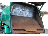 UDトラックスコンドルパッカー車（塵芥車）増トン（6t・8t）[写真16]