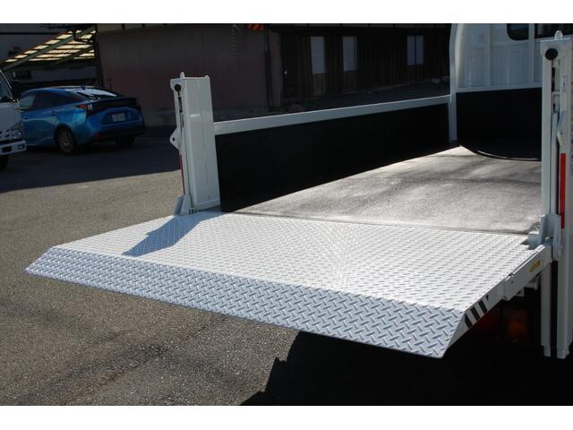 マツダタイタン平ボディ小型（2t・3t）[写真16]