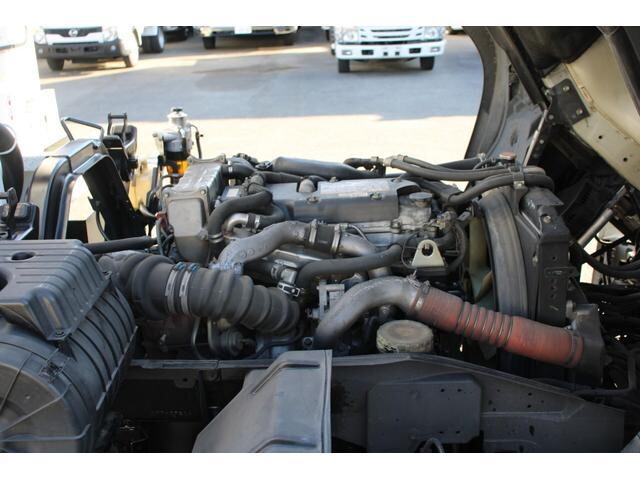 いすゞフォワードパッカー車（塵芥車）中型（4t）[写真11]