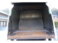 いすゞフォワードパッカー車（塵芥車）中型（4t）[写真18]