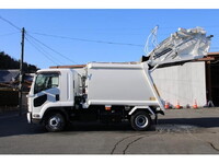 いすゞフォワードパッカー車（塵芥車）中型（4t）[写真06]