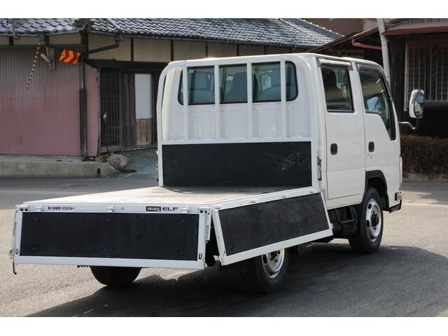 いすゞエルフダブルキャブ（Wキャブ）小型（2t・3t）[写真11]