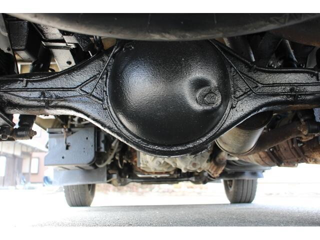 いすゞエルフダブルキャブ（Wキャブ）小型（2t・3t）[写真17]