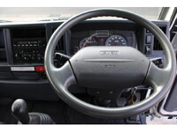 いすゞエルフダブルキャブ（Wキャブ）小型（2t・3t）[写真23]