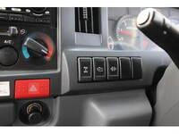 いすゞエルフダブルキャブ（Wキャブ）小型（2t・3t）[写真26]