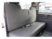 いすゞエルフダブルキャブ（Wキャブ）小型（2t・3t）[写真30]