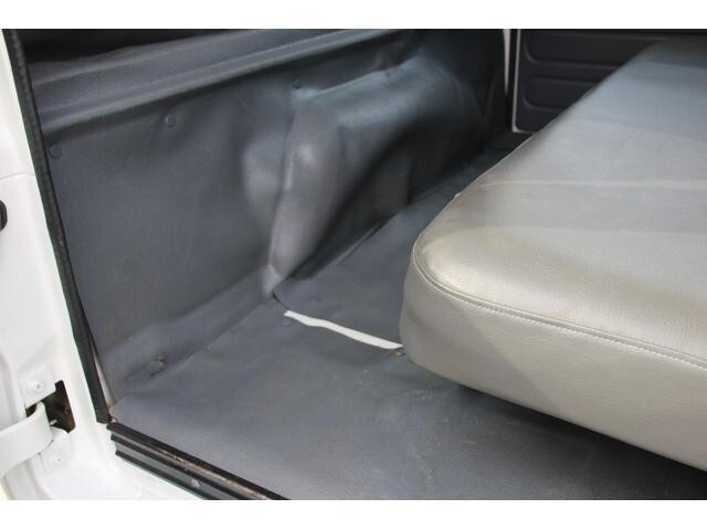 いすゞエルフダブルキャブ（Wキャブ）小型（2t・3t）[写真39]