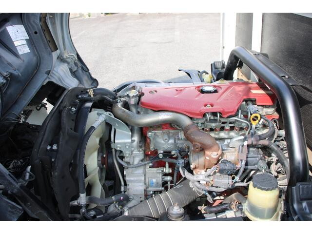 日野デュトロ平ボディ小型（2t・3t）[写真10]