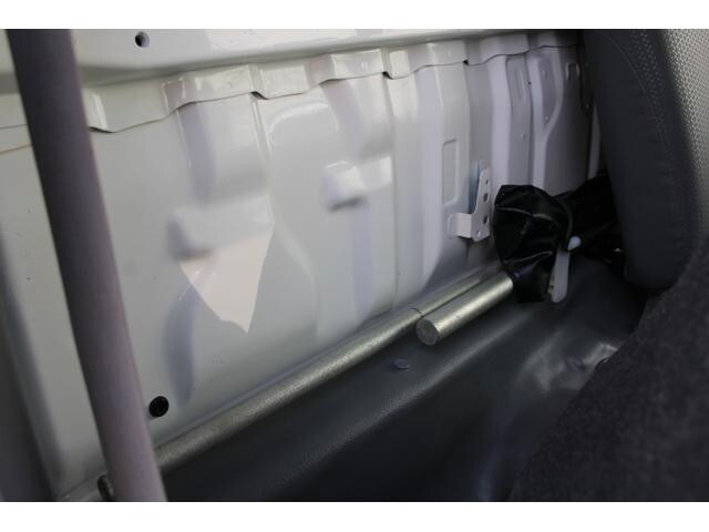 日野デュトロ平ボディ小型（2t・3t）[写真38]