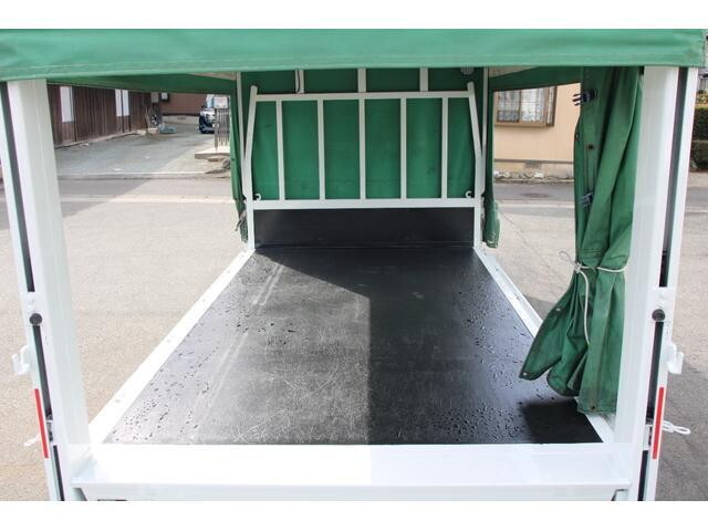 三菱ふそうキャンターダブルキャブ（Wキャブ）小型（2t・3t）[写真12]