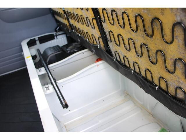 三菱ふそうキャンターダブルキャブ（Wキャブ）小型（2t・3t）[写真40]