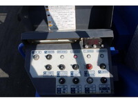 いすゞエルフ高所作業車小型（2t・3t）[写真13]