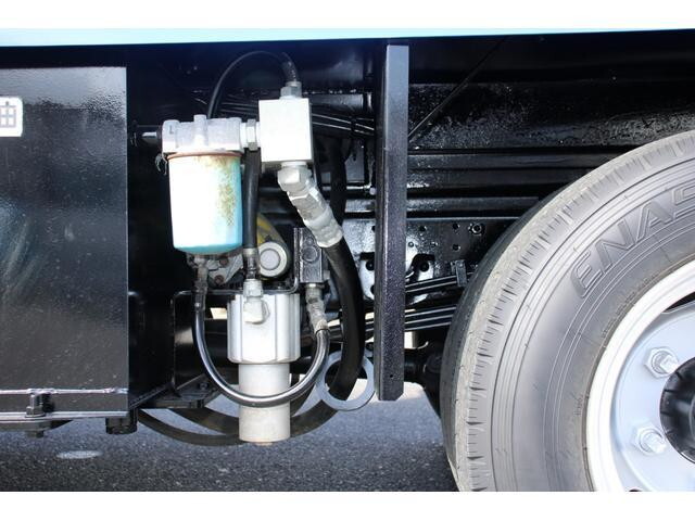 いすゞエルフ高所作業車小型（2t・3t）[写真24]