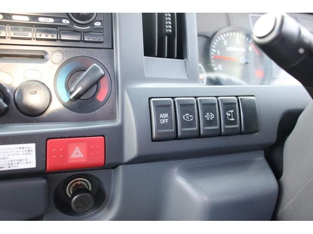 いすゞエルフ高所作業車小型（2t・3t）[写真34]