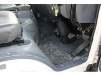 いすゞエルフ高所作業車小型（2t・3t）[写真37]